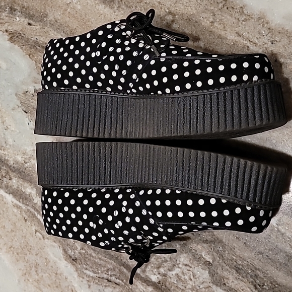 T.U.K sz M7/W9 Black & White Polka Dot Suede Creepers - Picture 5 of 14